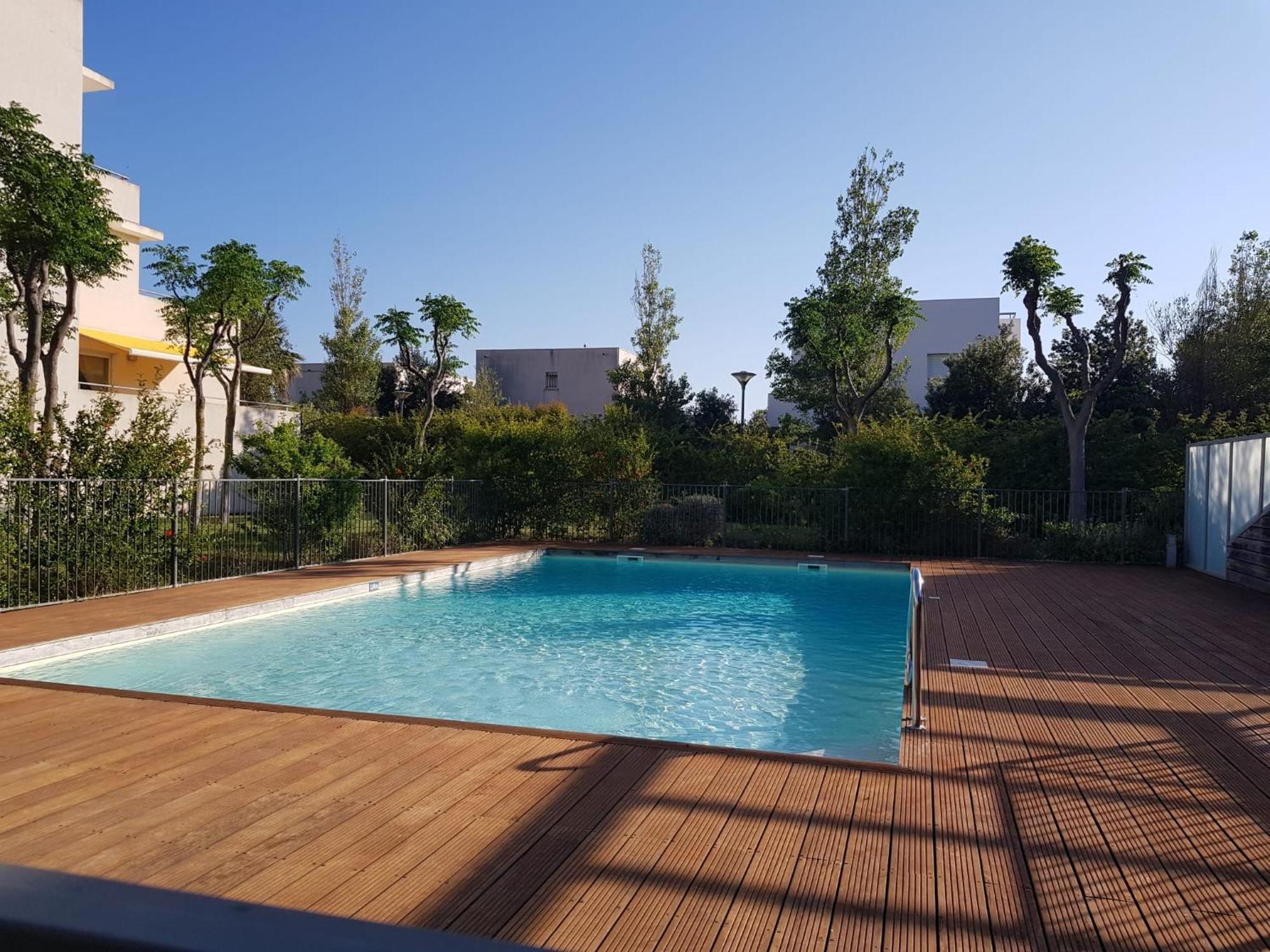 Studio A La Mer Avec Piscine 塞特港 外观 照片